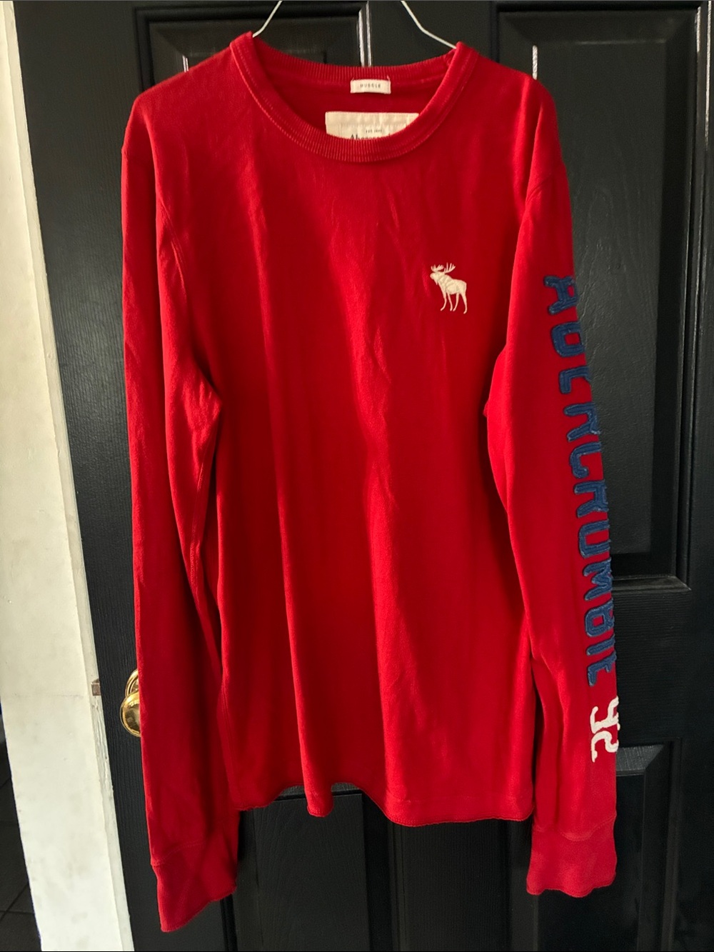 Abercrombie & Fitch Men’s Red Crewneck with Blue Sleeve Script